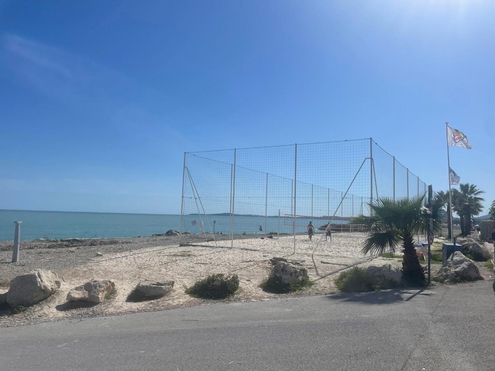 Front De Mer,Plage, Piscine, Parking 케인즈수르메르 외부 사진